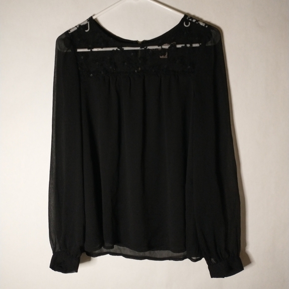 Forever 21 contemporary sheer top size small - Picture 1 of 8